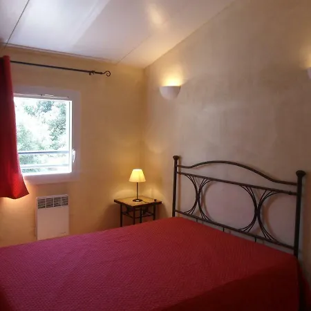Maison De